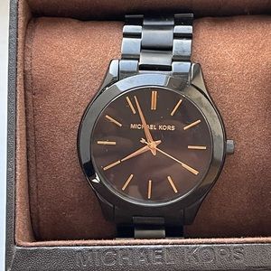 Michael Kors Woman’s Watch ⌚️🖤⭐️